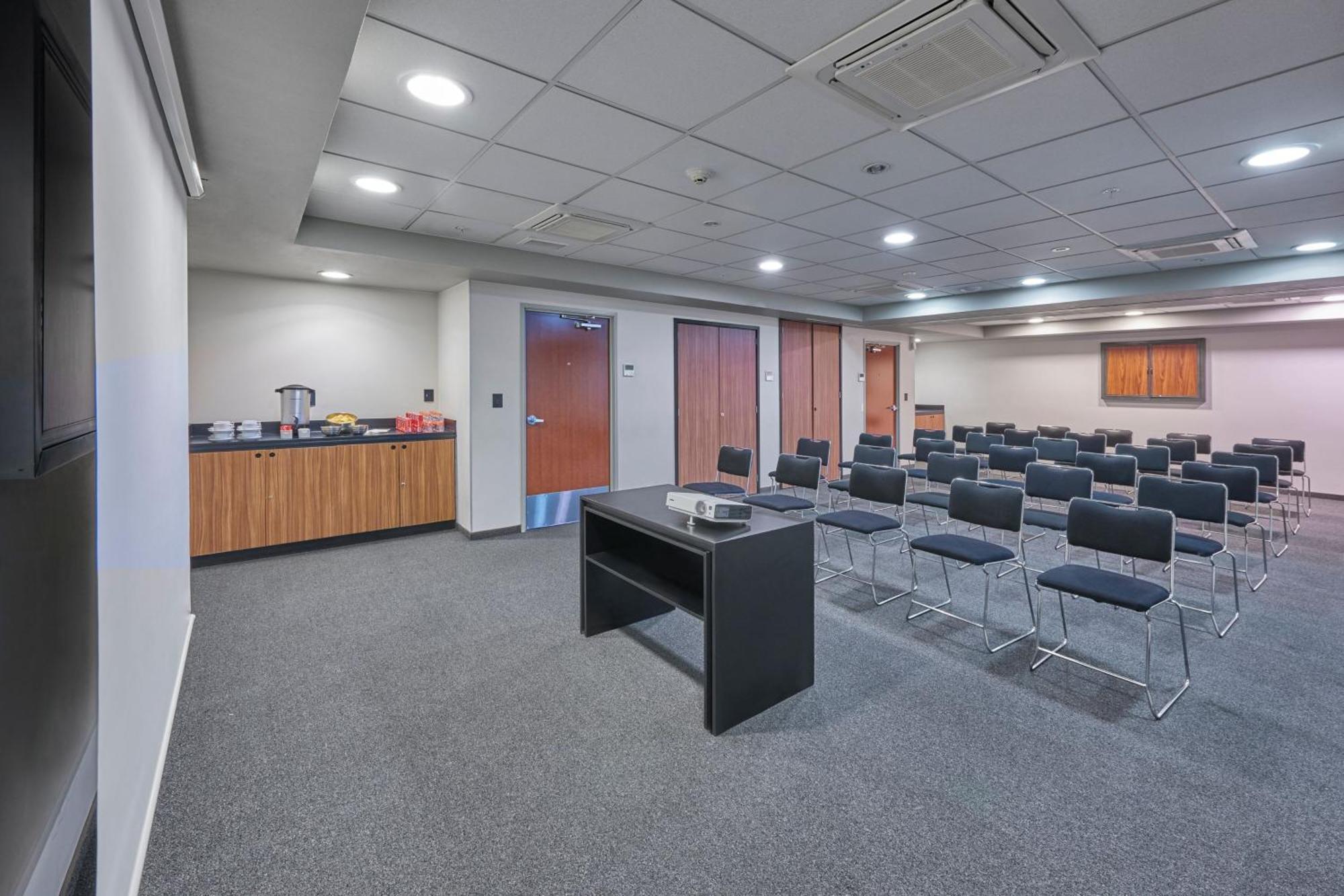 City Express By Marriott Ciudad De Mexico Plaza Central Ngoại thất bức ảnh